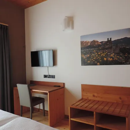Hotel Garni Tuttotondo Levico Terme Zimmer foto